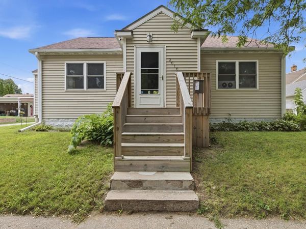 2010 16th STREET S, La Crosse, WI 54601