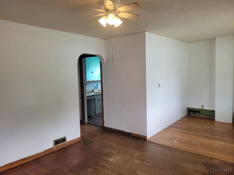 120 N High Street, Jefferson Township, OH 45148 Photo 7