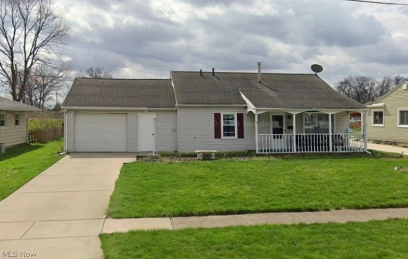 673 Lucille Drive, Elyria, OH 44035 Main Photo