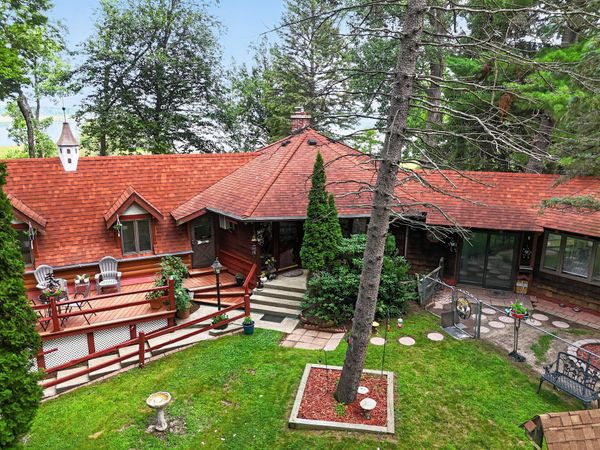 1916 Ackerson Lake Road, Jackson, MI 49201