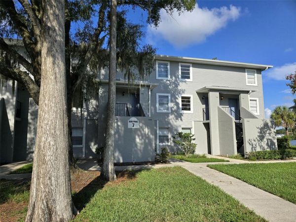 7186 E BANK DRIVE , Unit 7186, TAMPA, FL 33617