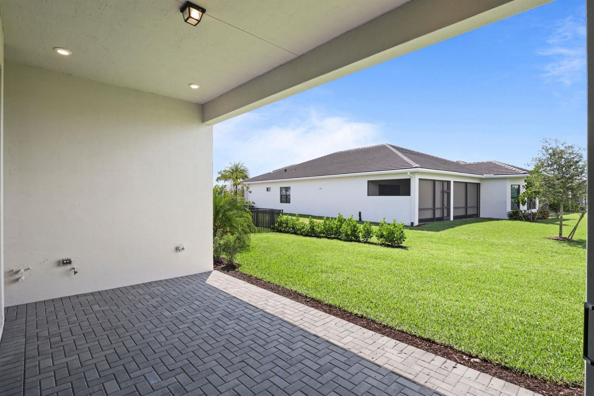 5303 Saint Armands Way, Westlake, FL 33470 Photo
