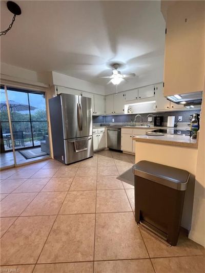 609 Palm View Dr, Unit 10, Naples, FL 34110 Photo
