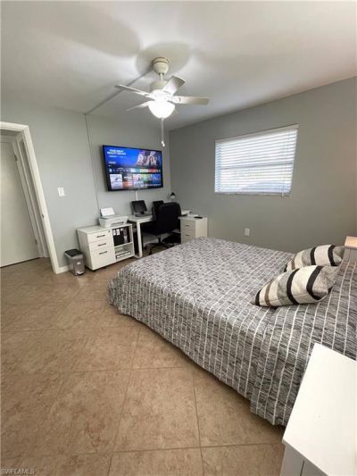 609 Palm View Dr, Unit 10, Naples, FL 34110 Photo
