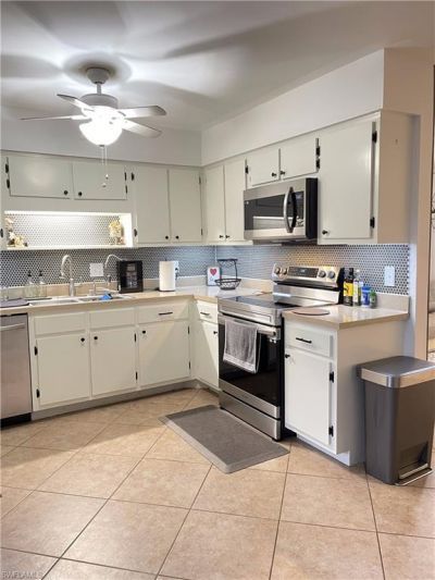 609 Palm View Dr, Unit 10, Naples, FL 34110 Photo