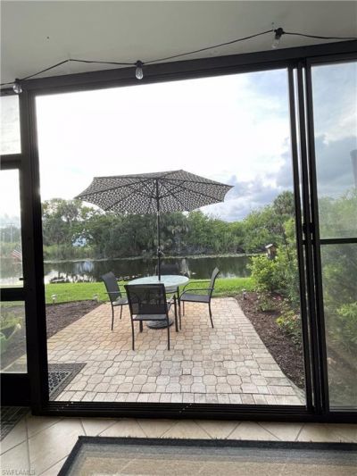 609 Palm View Dr, Unit 10, Naples, FL 34110 Photo
