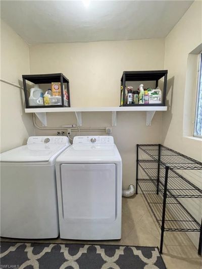 609 Palm View Dr, Unit 10, Naples, FL 34110 Photo