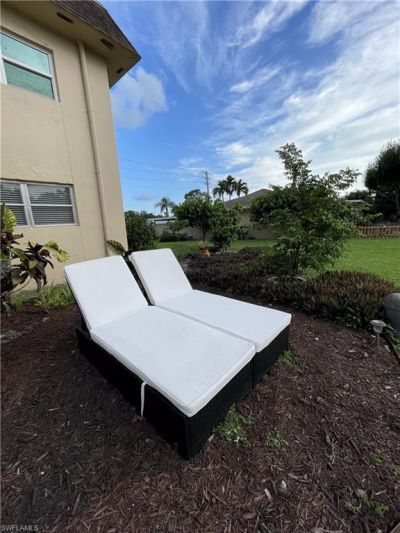 609 Palm View Dr, Unit 10, Naples, FL 34110 Photo