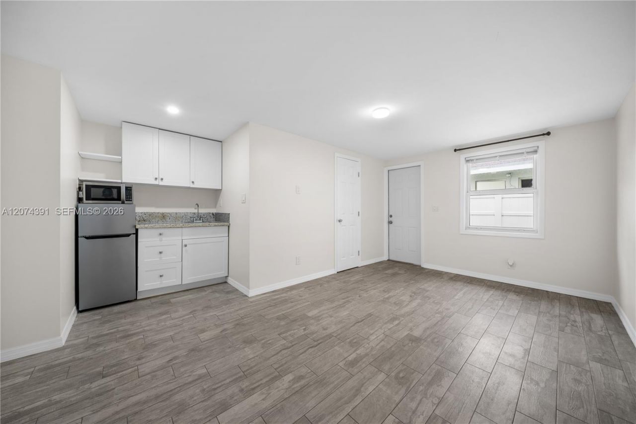 1041 NE 9th Ave , Unit A5, Fort Lauderdale, FL 33304 Photo