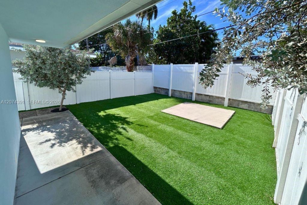 1041 NE 9th Ave , Unit A5, Fort Lauderdale, FL 33304 Photo
