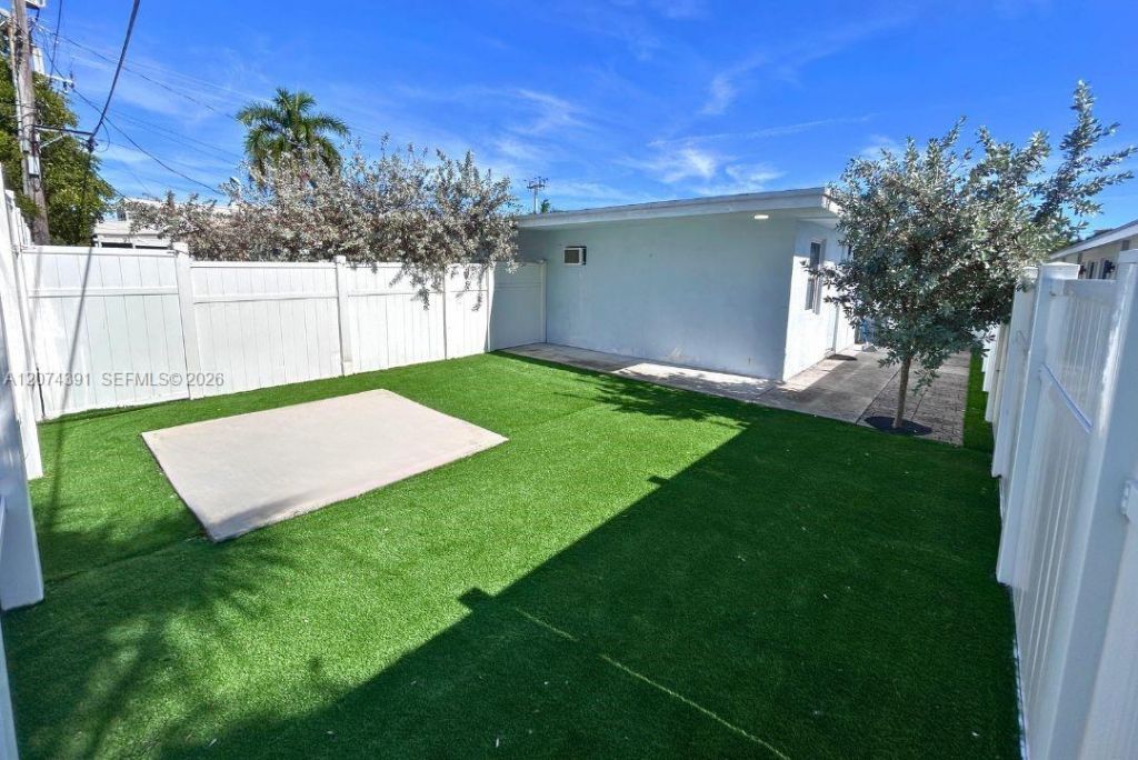 1041 NE 9th Ave , Unit A5, Fort Lauderdale, FL 33304 Photo
