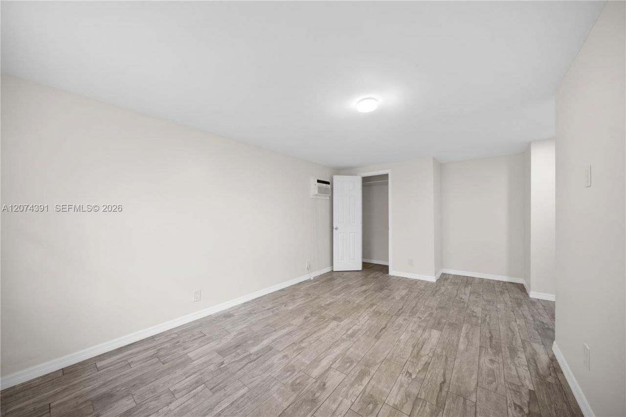 1041 NE 9th Ave , Unit A5, Fort Lauderdale, FL 33304 Photo