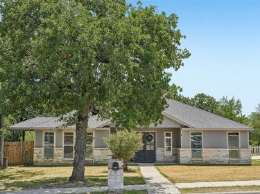 3600 Martin Street, Fort Worth, TX 76119