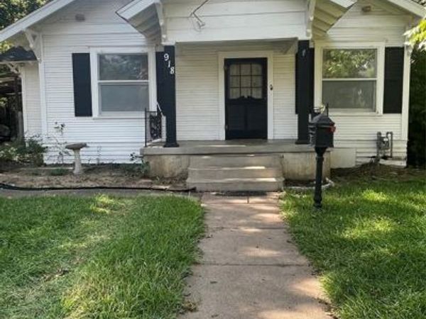 918 E Franklin Street, Hillsboro, TX 76645