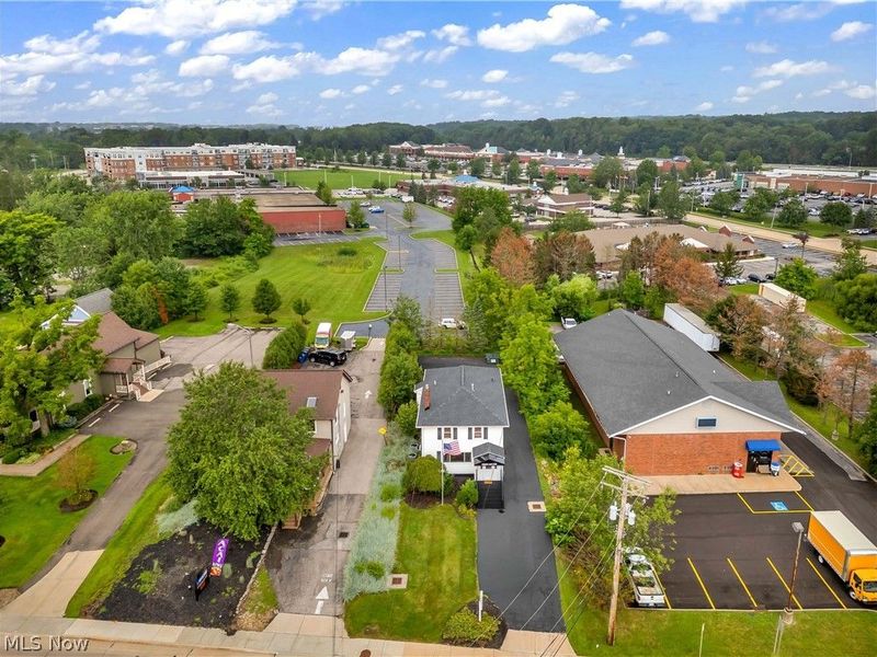33565 Solon Road, Solon, OH 44139 Photo 3