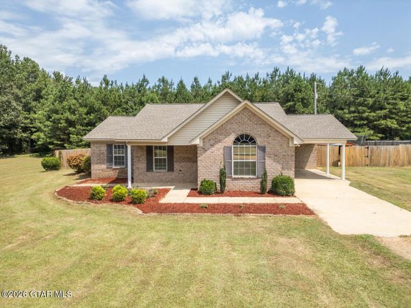 2483 Dale Road, Caledonia, MS 39740