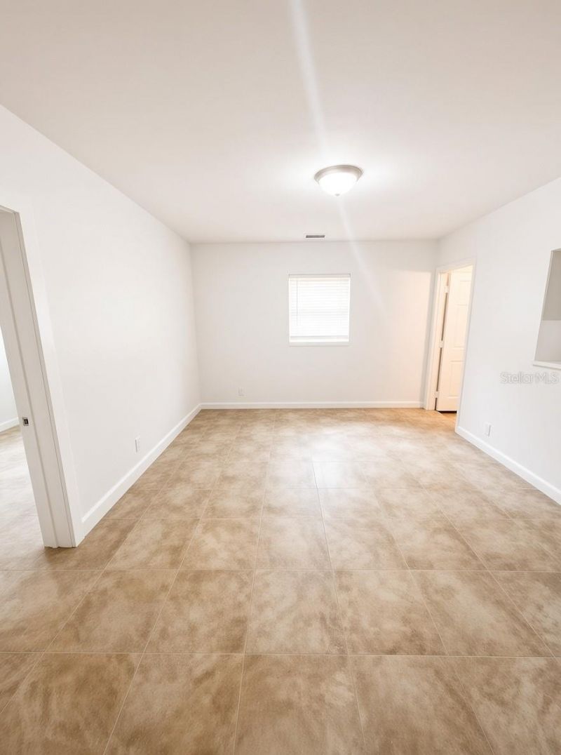 1125 13th Avenue S, Saint Petersburg, FL 33705 Photo