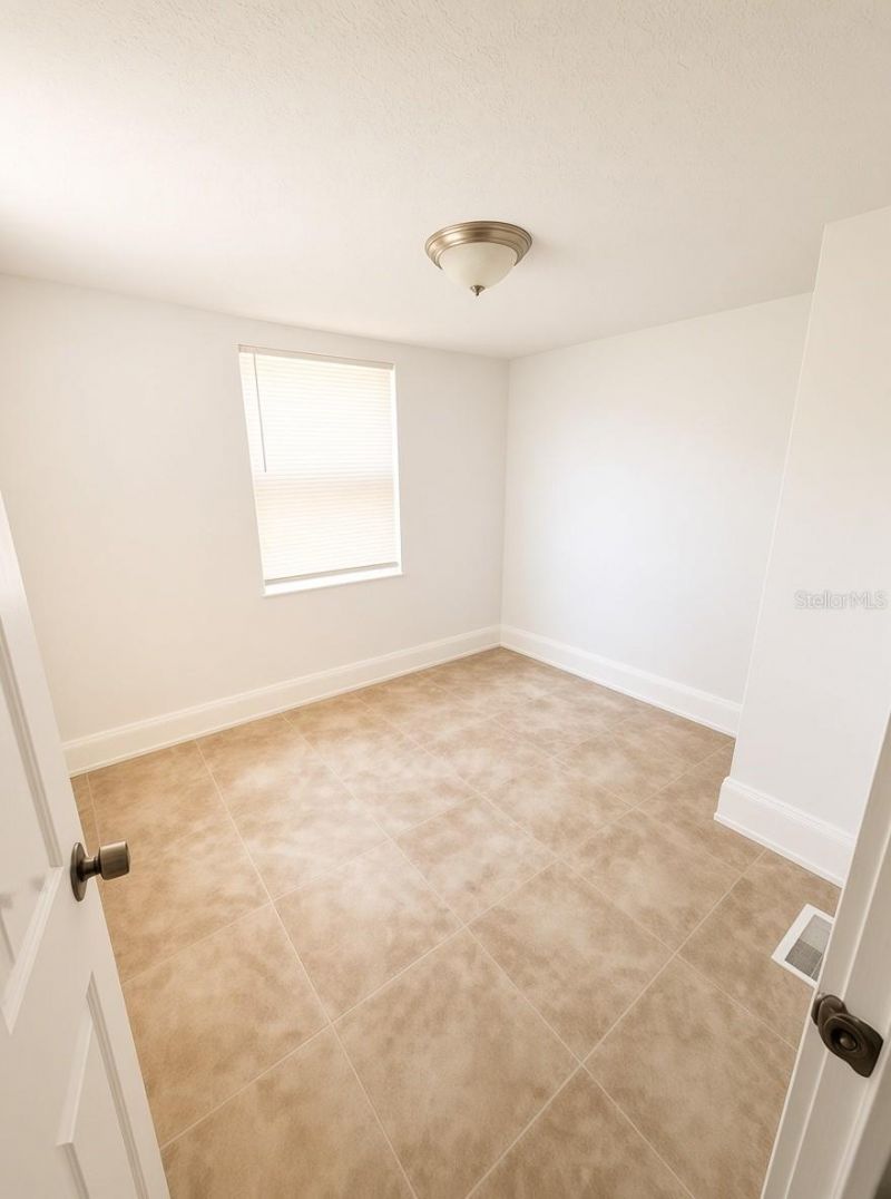 1125 13th Avenue S, Saint Petersburg, FL 33705 Photo
