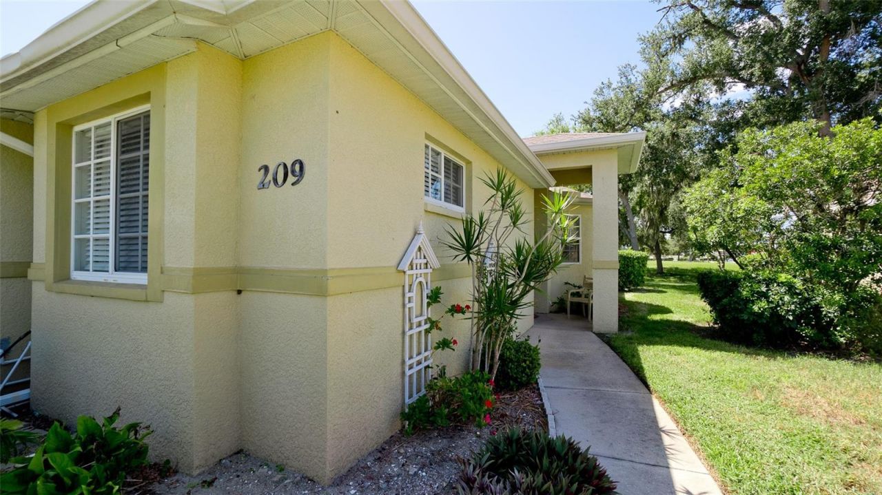 209 28th Street W, Palmetto, FL 34221 Photo