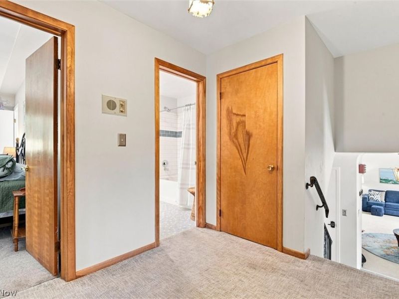 1451 Doncaster Drive, Youngstown, OH 44511 Photo 13