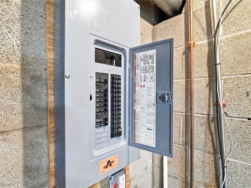 1451 Doncaster Drive, Youngstown, OH 44511 Photo 30