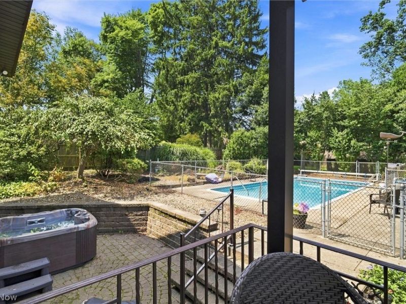 1451 Doncaster Drive, Youngstown, OH 44511 Photo 32