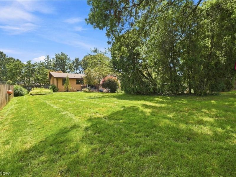 1451 Doncaster Drive, Youngstown, OH 44511 Photo 42