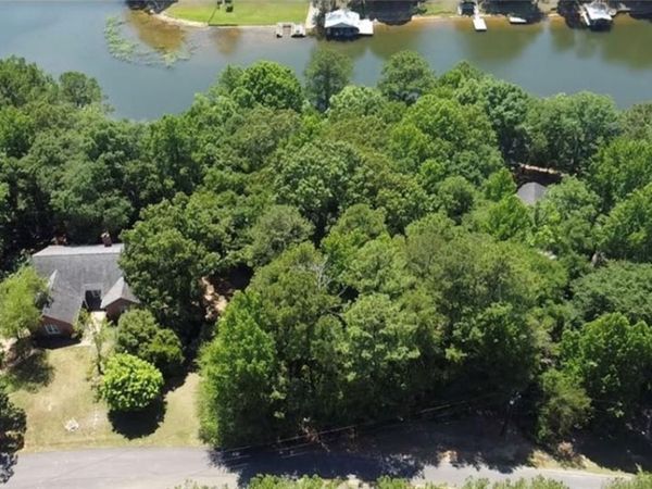 9 Rejenal Forest Road , Northport, AL 35473