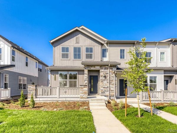 7659 S Mobile Way, Centennial, CO 80016