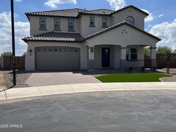 15899 W CIELO GRANDE Avenue, Surprise, AZ 85387