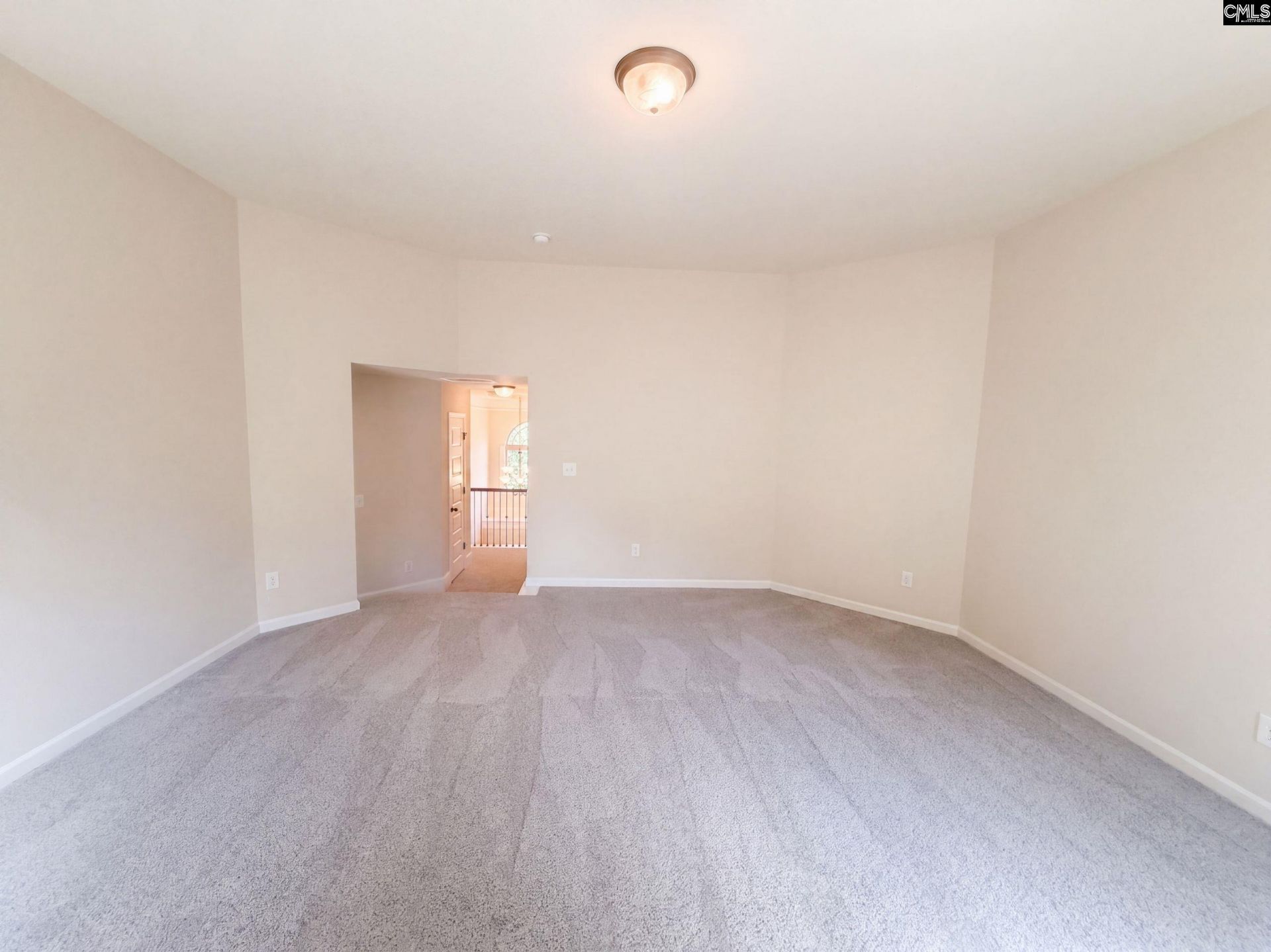 145 Saks Avenue  Photo 20