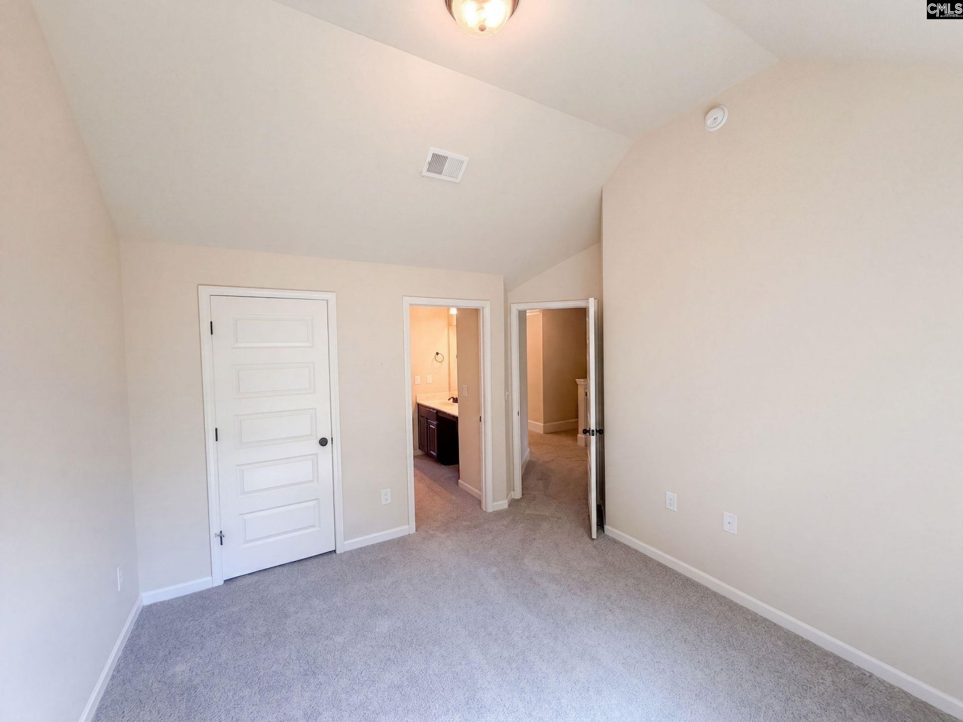 145 Saks Avenue  Photo 22