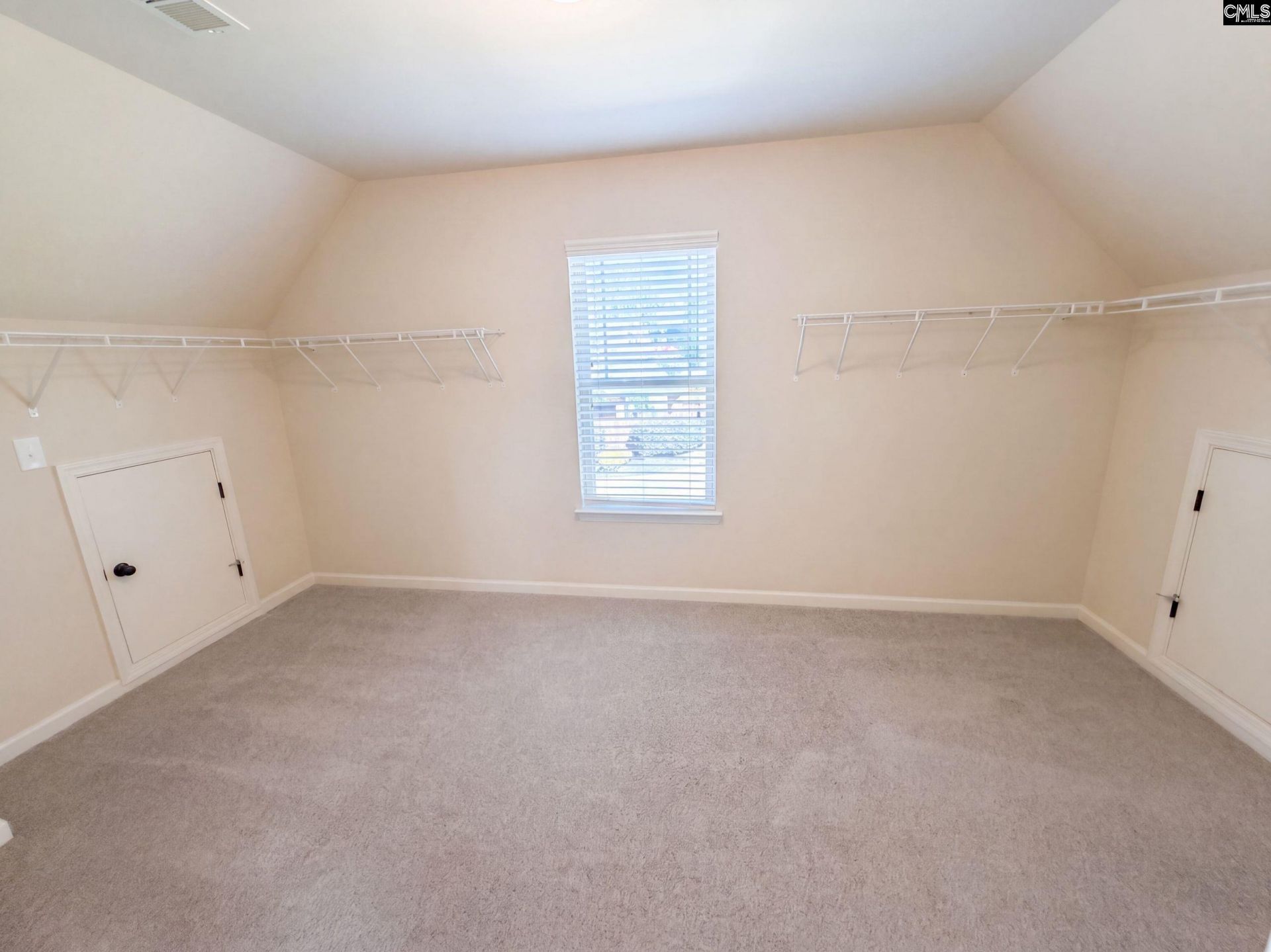 145 Saks Avenue  Photo 47