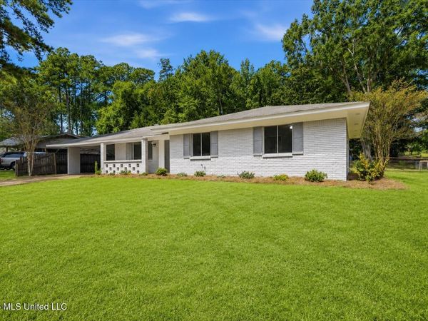 335 Saint Joe Boulevard, Pearl, MS 39208