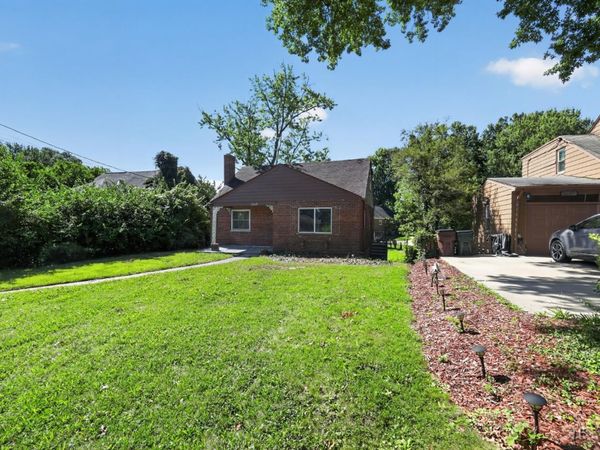 1263 W Galbraith Road, Cincinnati, OH 45231