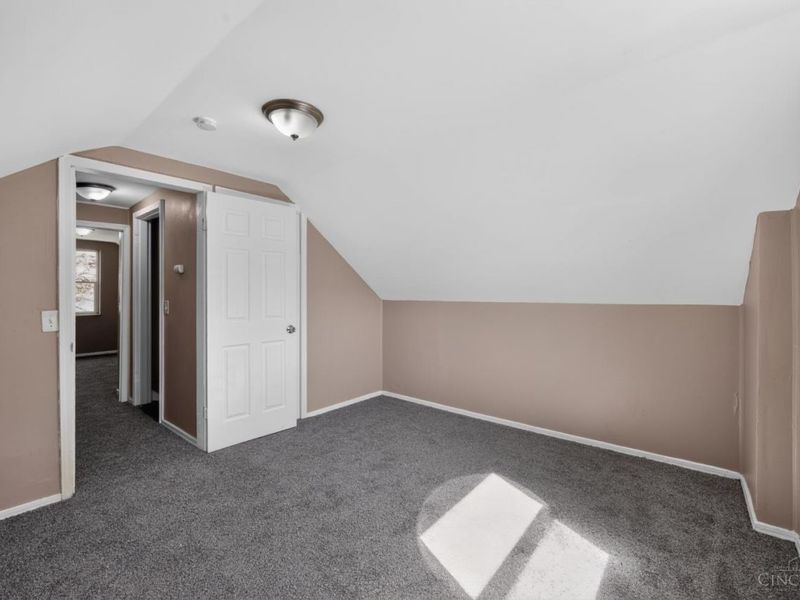 1263 W Galbraith Road, Cincinnati, OH 45231 Photo 24