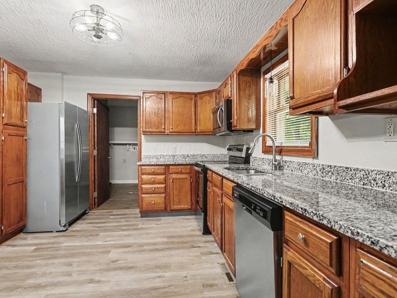 4745 Summit Road SW, Pataskala, OH 43062 Photo 10