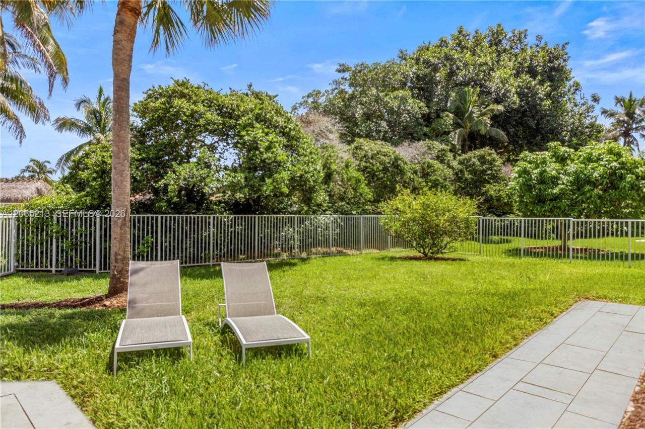 4015 Crossbill Ln, Weston, FL 33331 Photo