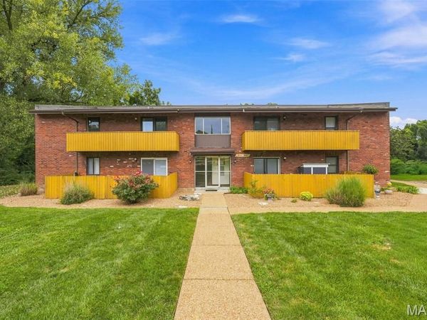 1190 Calley Drive , Unit A, St Louis, MO 63125