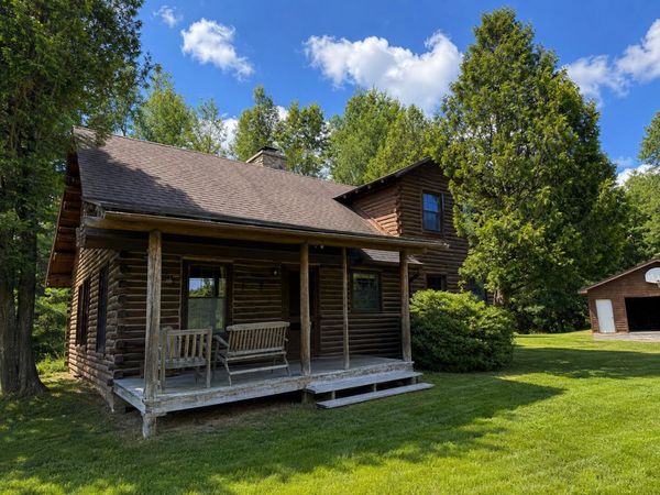 5118 N Raymond Road, Luther, MI 49656
