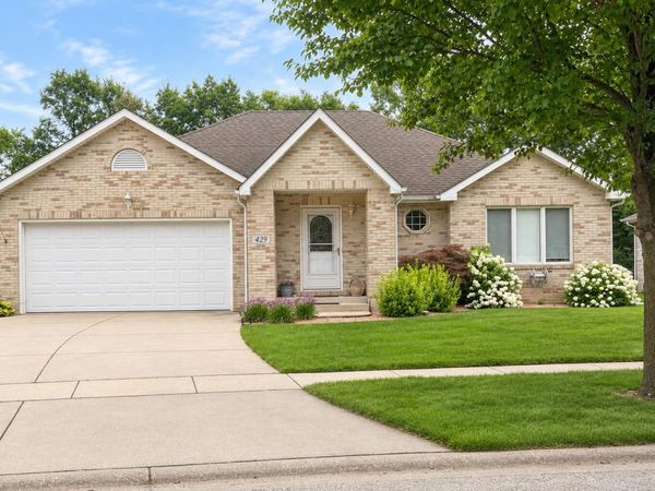 429 11th Circle SE , DeMotte, IN 46310