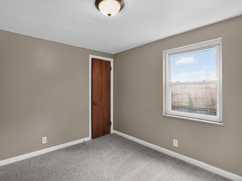 8243 Daly Road, Cincinnati, OH 45231 Photo 18