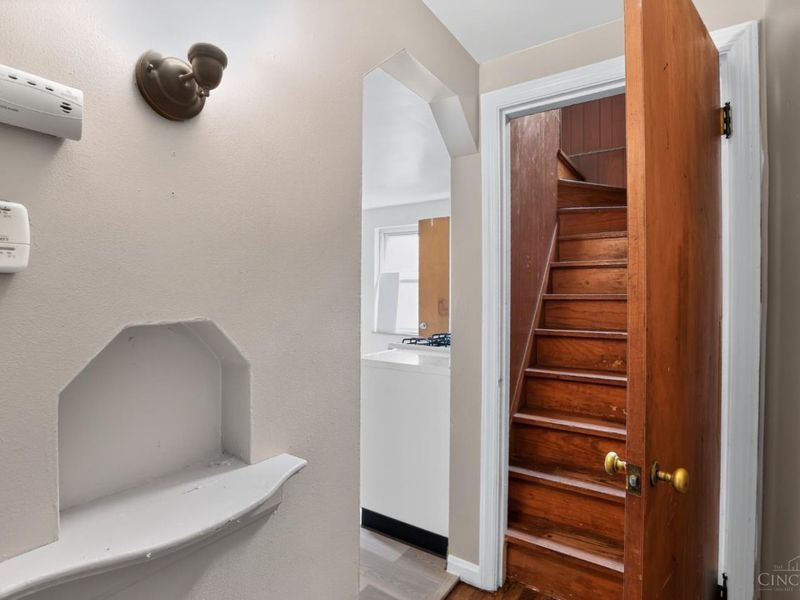 8243 Daly Road, Cincinnati, OH 45231 Photo 23