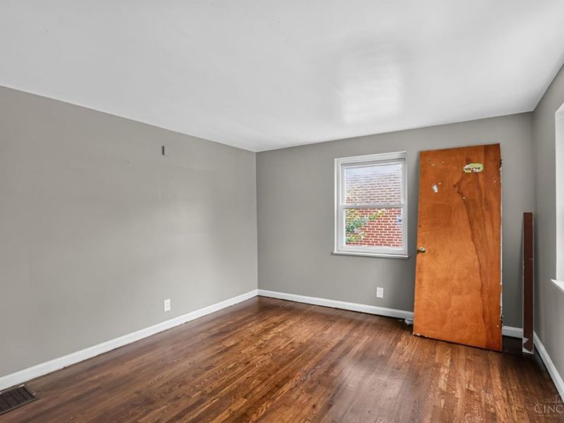 8243 Daly Road, Cincinnati, OH 45231 Photo 8