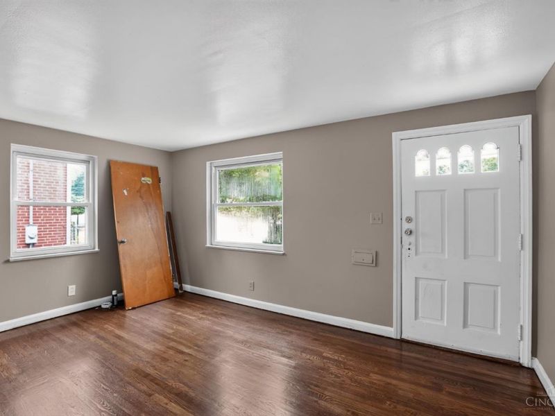8243 Daly Road, Cincinnati, OH 45231 Photo 9