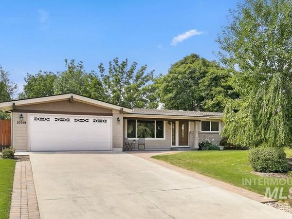 10919 W Cruser Dr, Boise, ID 83709