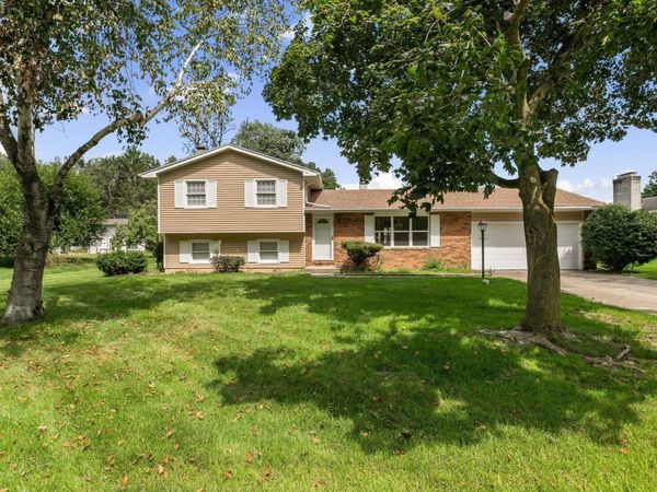 16765 Valley Forge Lane, Granger, IN 46530