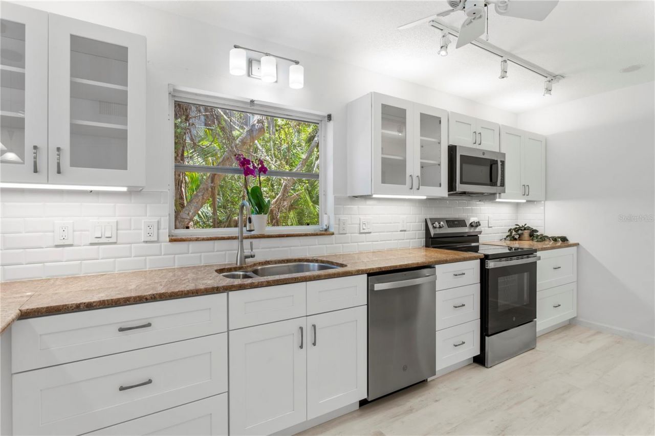 6700 Gulf Of Mexico Drive , Unit 117, Longboat Key, FL 34228 Photo