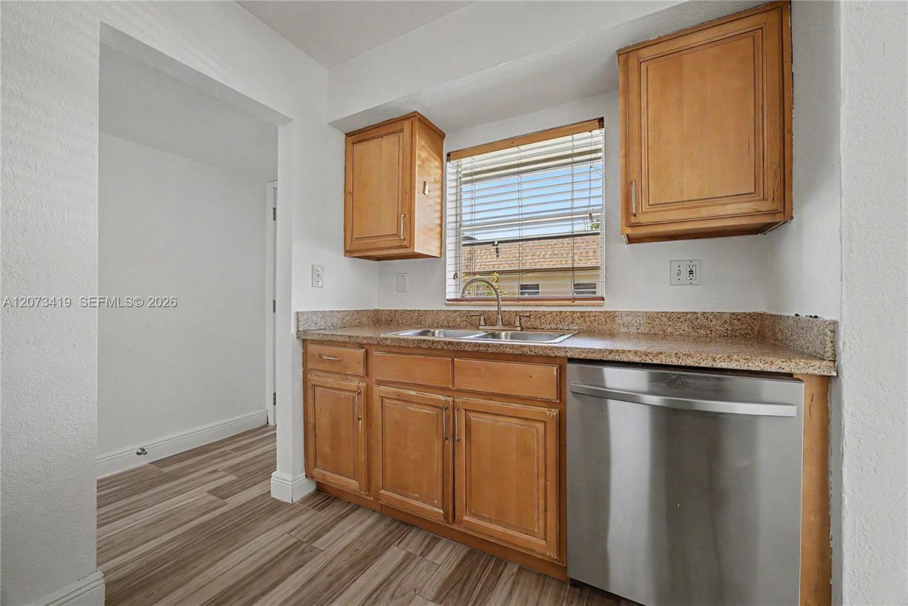 8475 SW 94th St , Unit 224E, Miami, FL 33156 Photo