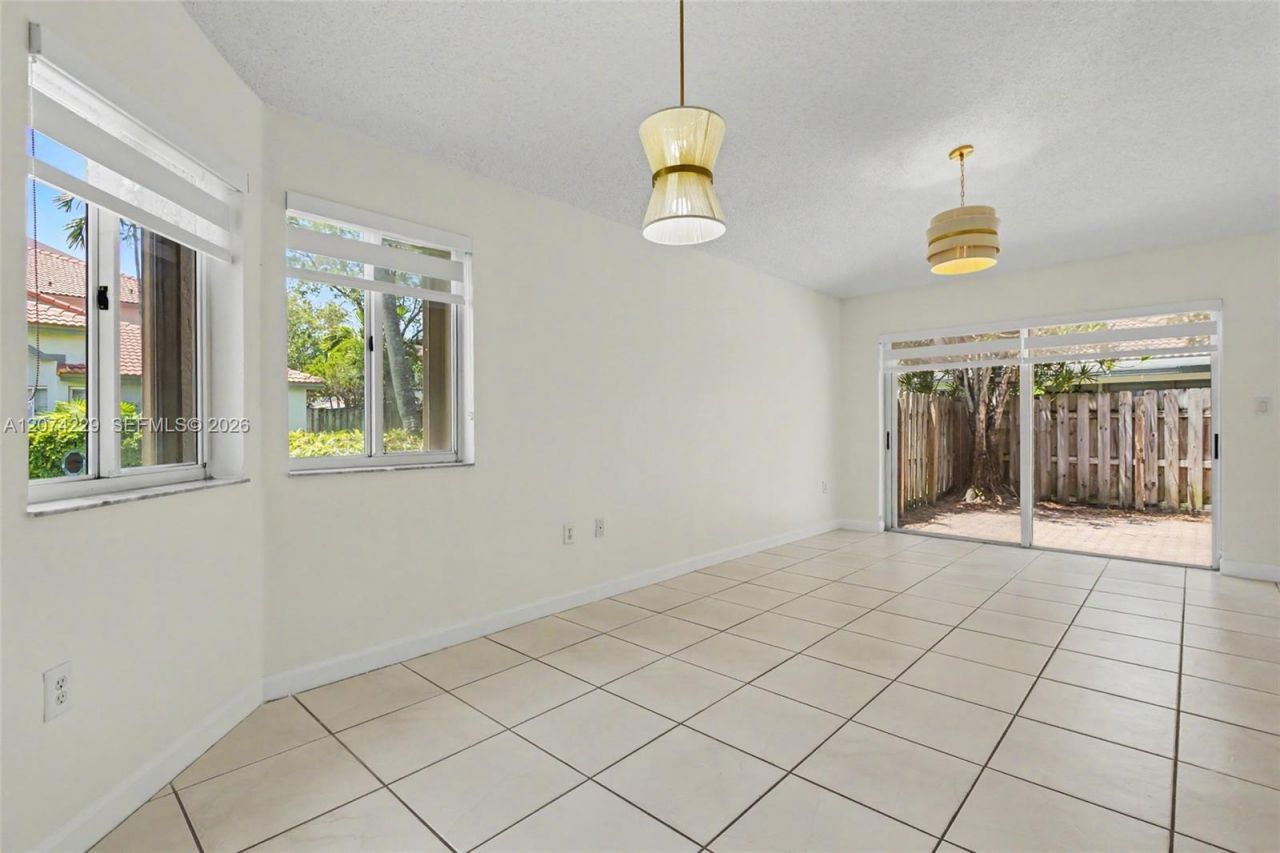 5118 NW 115th Ct , Doral, FL 33178 Photo